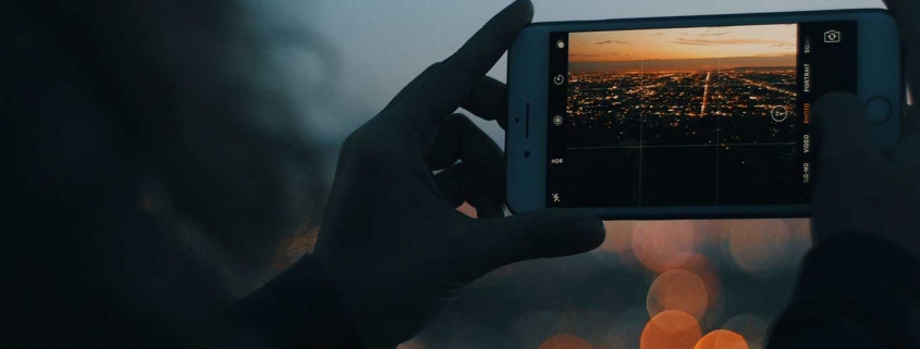 So viel Strom verbauchen Dein Handy, Laptop und Co. Wir haben es für Dich herausgefunden.