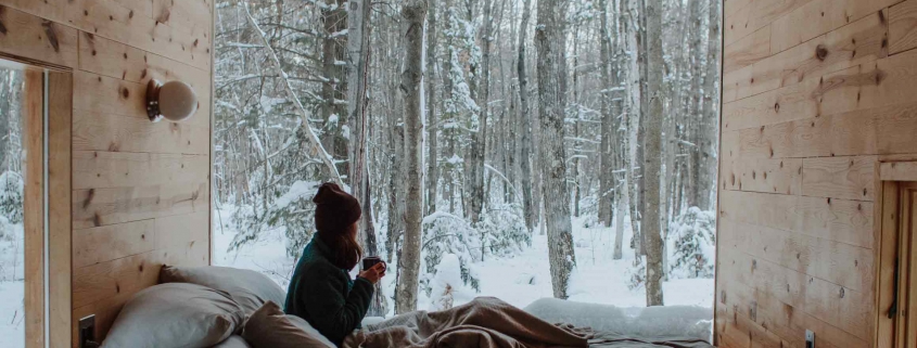 Die Preise steigen, unsere technischen Geräte laufen aber natürlich trotzdem weiter. Deshalb ist e wichtig, Energie zu sparen, wo es möglich ist. Wir zeigen Dir, wie Du schnell und einfach Energie sparen kannst.
